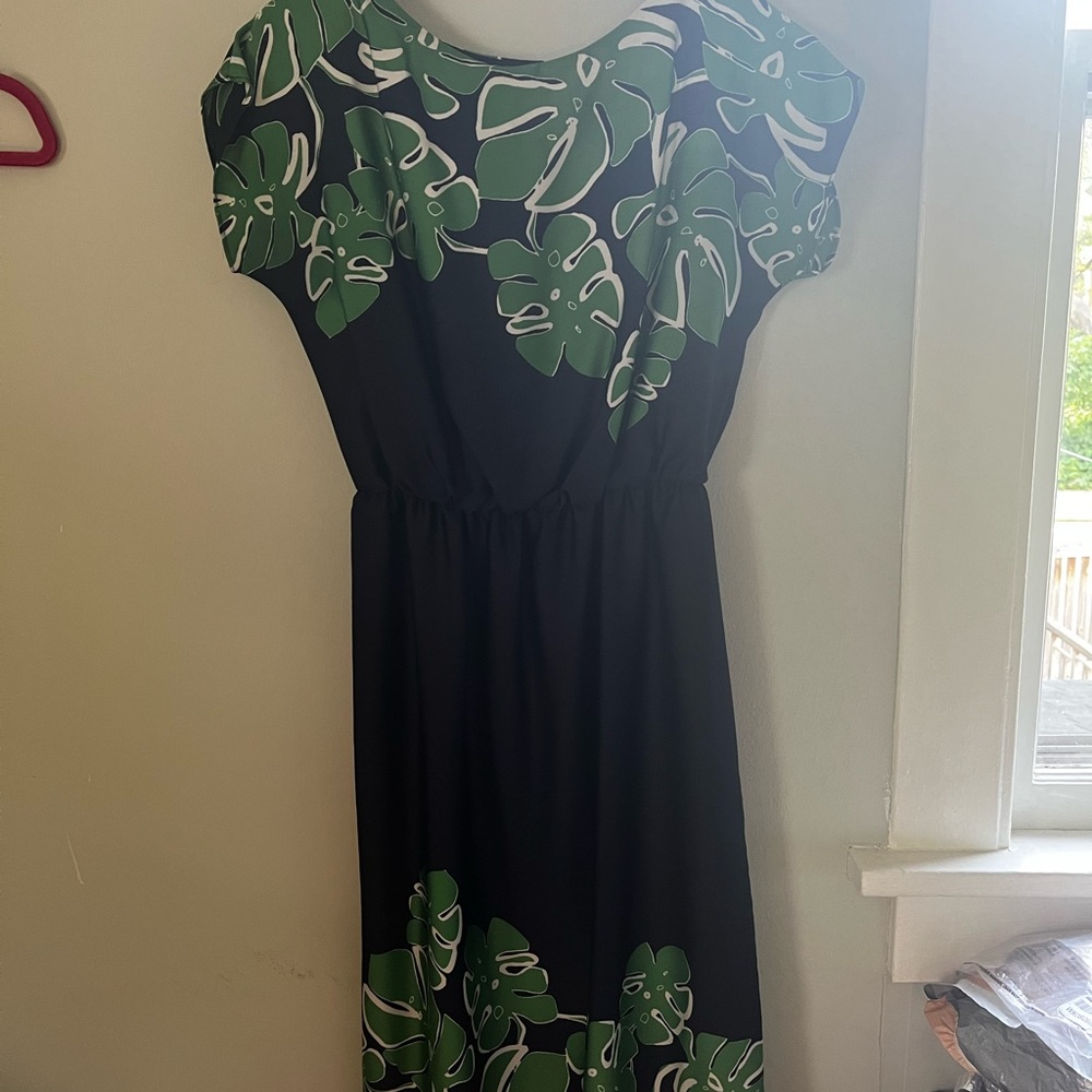 Trina Turk midi dress. Excellent condition; worn a couple of times